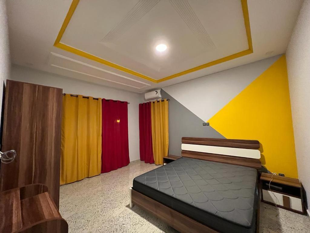 Smb-Gn Residence Lambandji - Electricite Et Wifi H24 Конакри Екстериор снимка