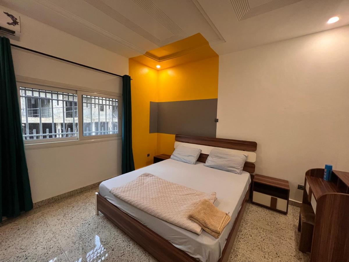 Smb-Gn Residence Lambandji - Electricite Et Wifi H24 Конакри Екстериор снимка